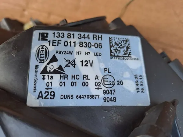 Opel Corsa E Etu Oikea Ajovalaisin image 5