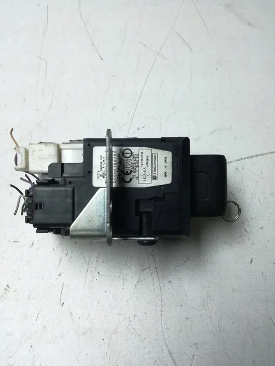 Interruptor de ignição TOYOTA COROLLA Verso 7109968 image 1