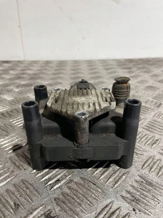 Ontstekingsmodule VW GOLF IV VARIANT 2.0L 032905108E image 3