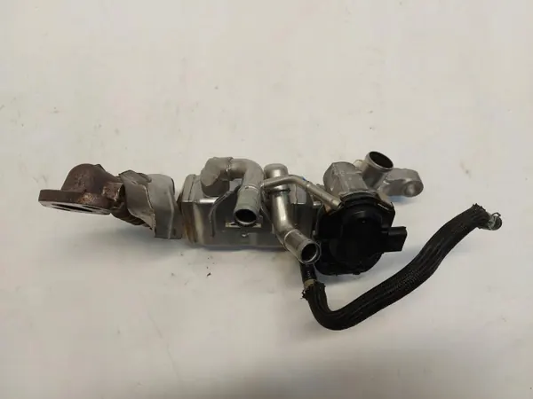 Refroidisseur EGR Nissan OEM 147356UA0A - Occasion image 3