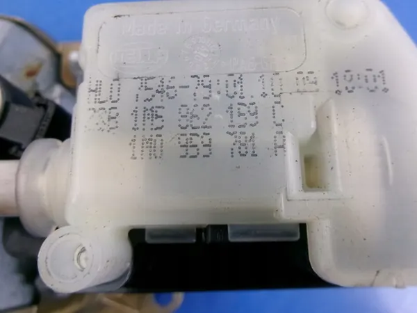 SEAT IBIZA III 3 6L 5D HB Baklås + Handtag + Aktuator image 7