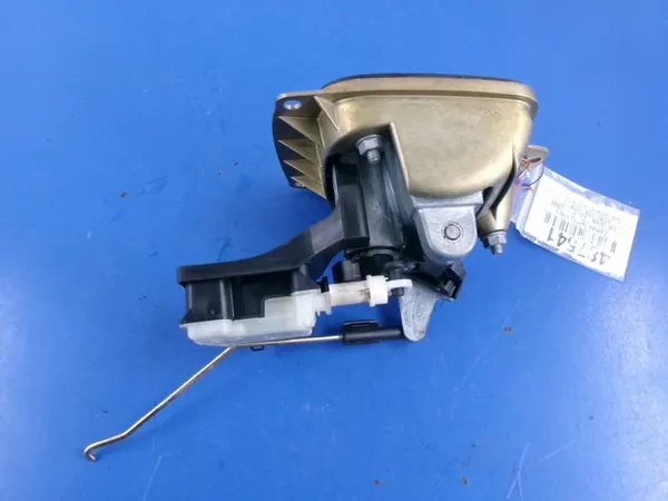 SEAT IBIZA III 3 6L 5D HB Baklås + Handtag + Aktuator image 8