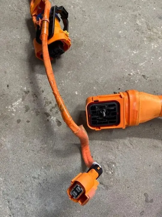 Câble de charge de batterie KIA EV6 91684CV110A image 3