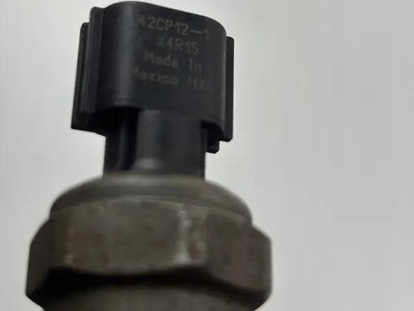 Capteur de pression d'huile Infiniti G35 Maxima 350Z Murano Z50 OEM image 4