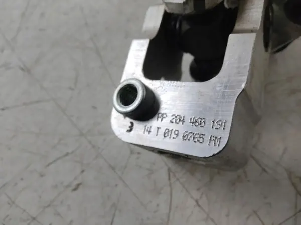 Mercedes-Benz C W204 Stuurkolomkoppeling OEM 204460191 image 4