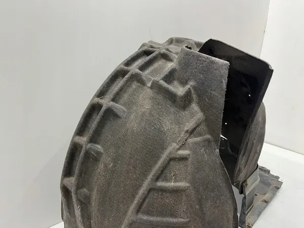 AUDI Q3 8U Front Left Wheel Arch 8U0821171C image 3