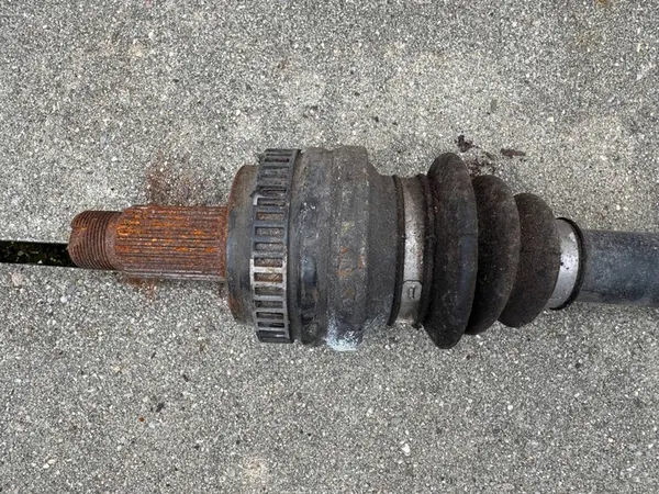 Vänster bakaxel BMW X3 E83 7524041 image 2