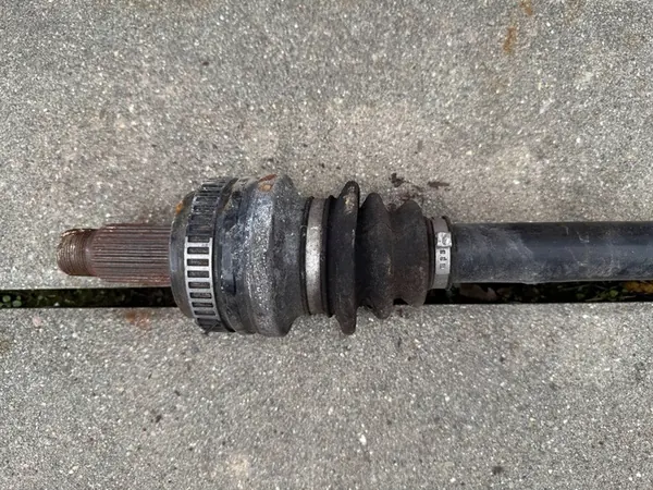 Vänster bakaxel BMW X3 E83 7524041 image 5