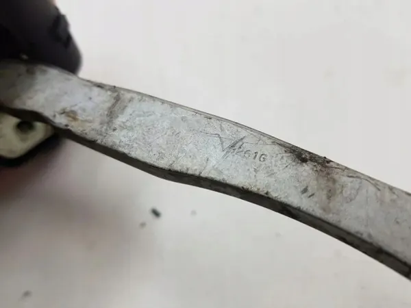 Maserati OE 3261G Arrêt de porte avant droit image 7