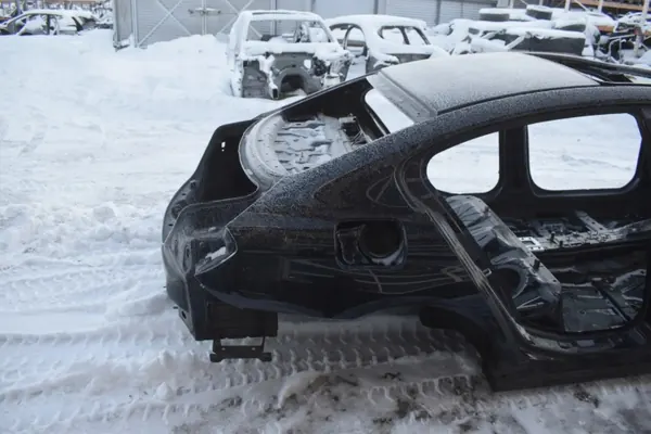 BMW 6 Gran Coupe Taka Oikea Neljännespaneeli OEM 33932708 image 2
