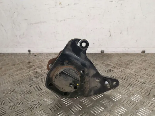 Nissan bakre hjulnav OEM FBZ13779 - Begagnad image 2