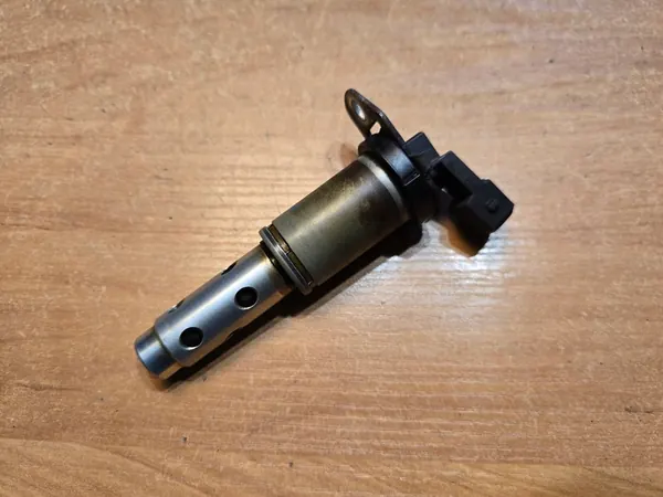 BMW E60 E90 E92 2.5 i N52B25A Variabel Ventilsensor image 5