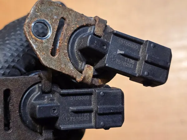 BMW E60 E90 E92 2.5 i N52B25A Variabel Ventilsensor image 7