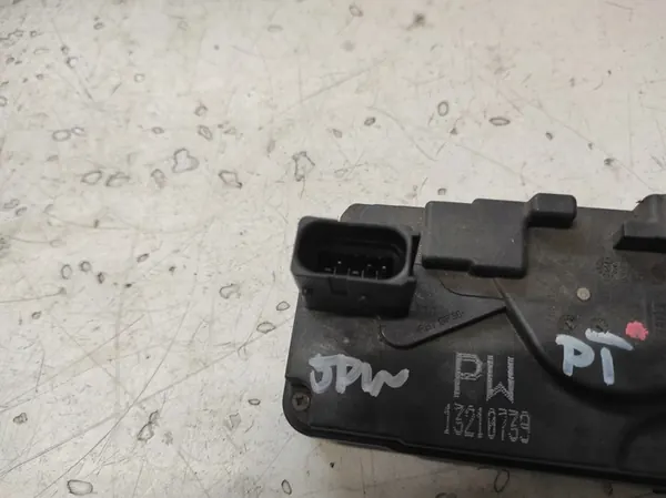 OPEL ZAFIRA B 05- Höger Baklås 4PIN 13210739 image 3