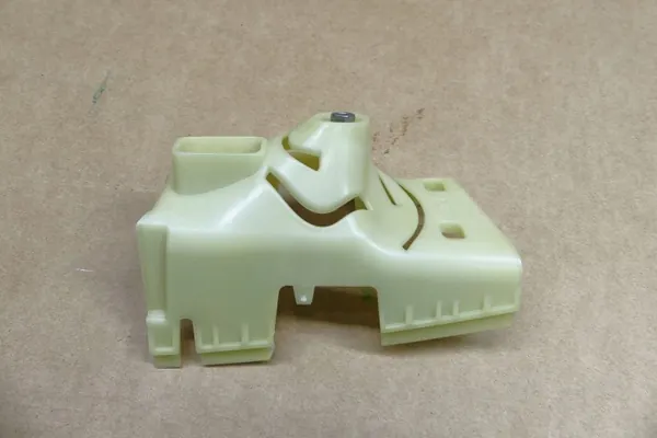 BMW OEM 659395L/659397L takavalaisimen kiinnike vasen image 4