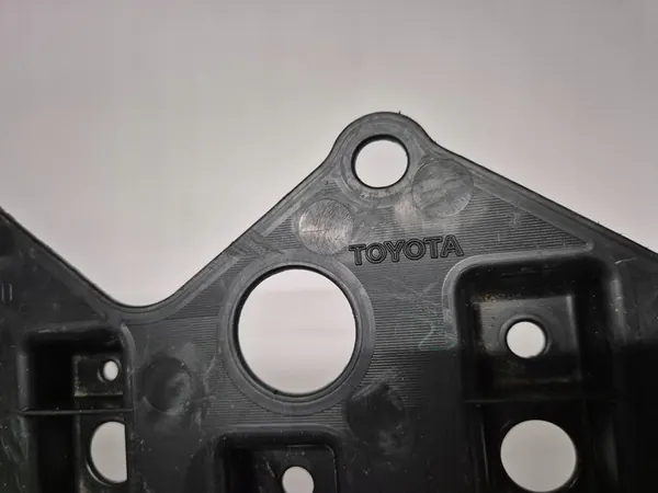 Capa de para-choque dianteiro Toyota Verso-S image 6