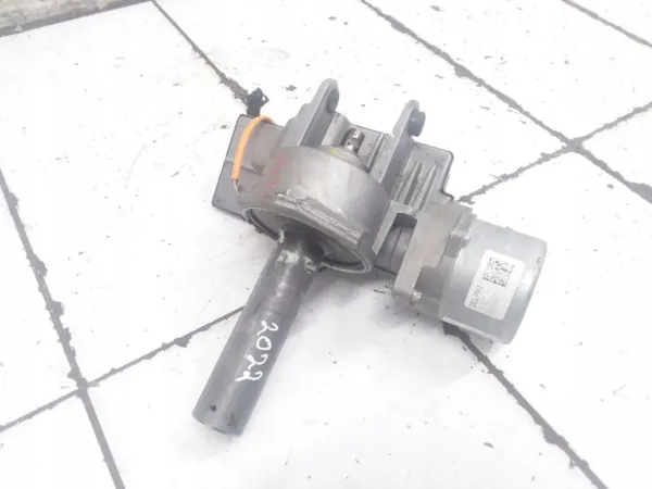 Elkraftstyrpump OEM 55703402 för Opel Corsa D image 2