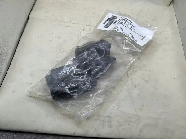 KIA CEED Fönsterhiss Vänster Bak 834501H010 image 3