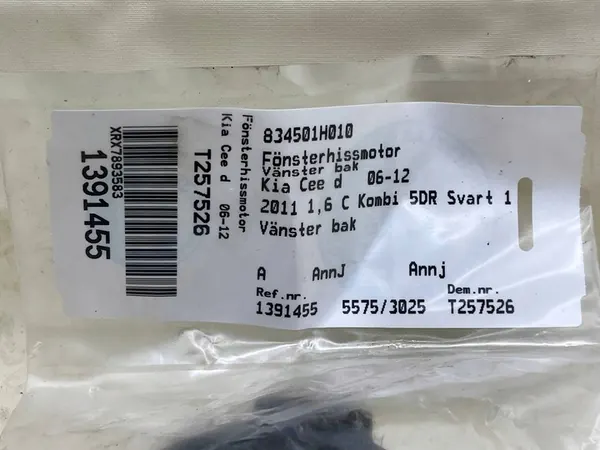 KIA CEED Fönsterhiss Vänster Bak 834501H010 image 4