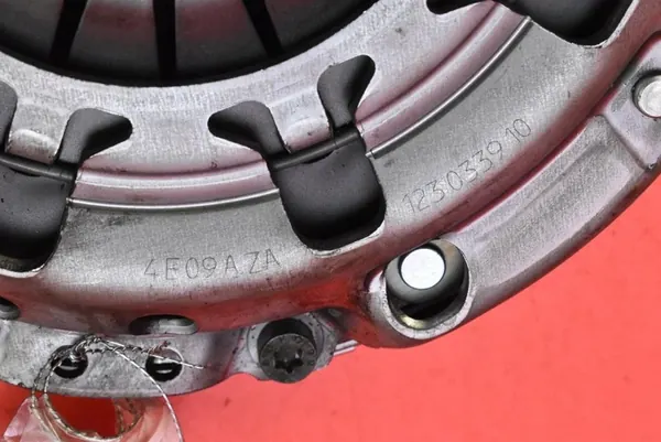 Volante de Dupla Massa Volvo S60 2.0T 180CV 00-04 OEM 123033910 image 5