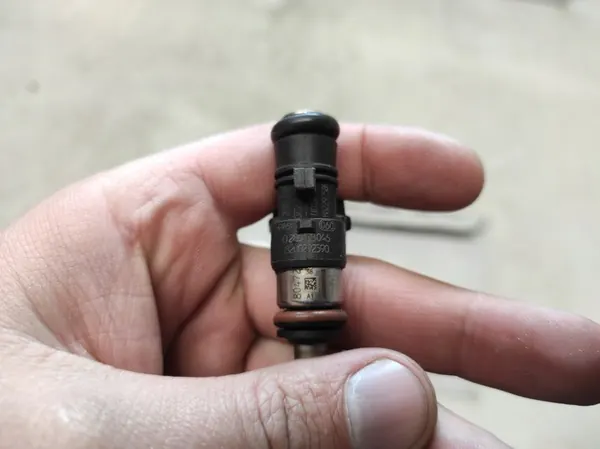 Inyectores RENAULT CLIO 3 III 05- 1.2 8200292590 image 4