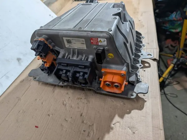 Audi E-Tron 4KE Accu Controller 4KE915253C image 3