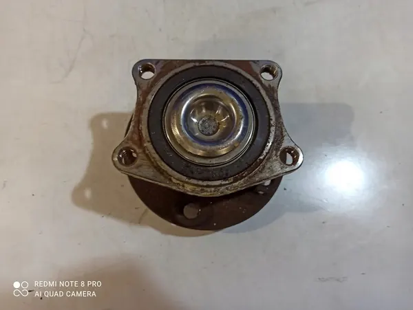 Volvo S60 2006 Mozzo e Cuscinetto Ruota Posteriore Destro image 2