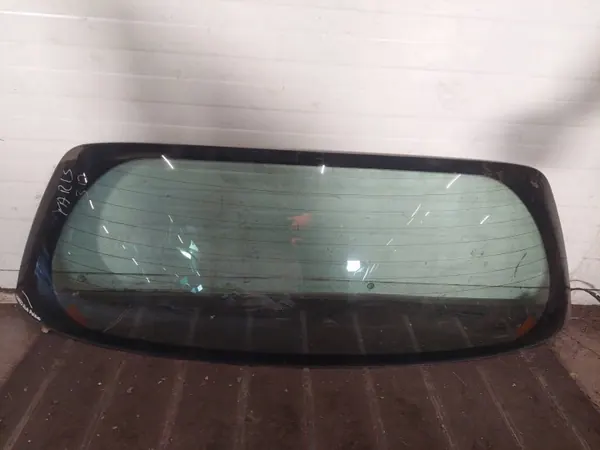 OEM SZYBA TYŁ KLAPY BAGAŻNIKA TOYOTA YARIS I image 2