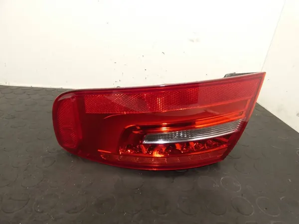 Audi A4 B8 8K9 Lift Combi Luz Trasera Derecha image 4