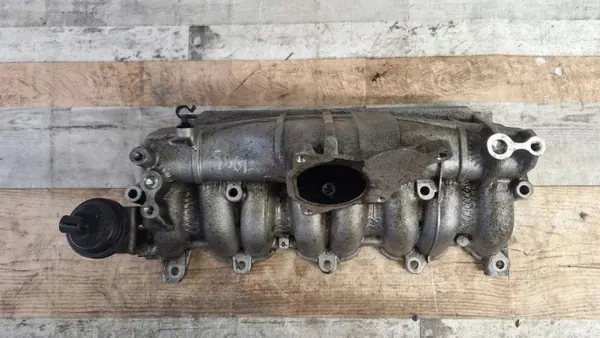 Imusarja VW Passat B6 2.0L OEM 03G129713H image 6