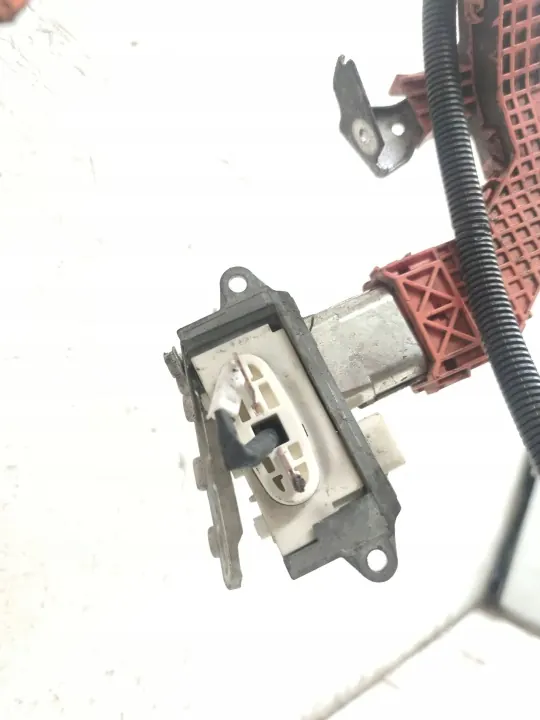 Toyota RAV4 Korkeajännitekaapeli OEM 8281748M60 image 4