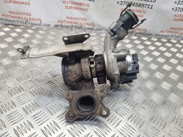 Turbo usado OEM 04E145725AK para Skoda Octavia I image 3