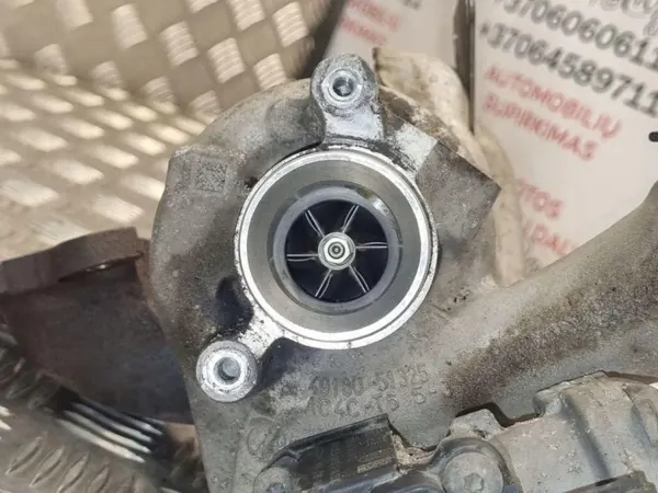 Turbo usado OEM 04E145725AK para Skoda Octavia I image 4