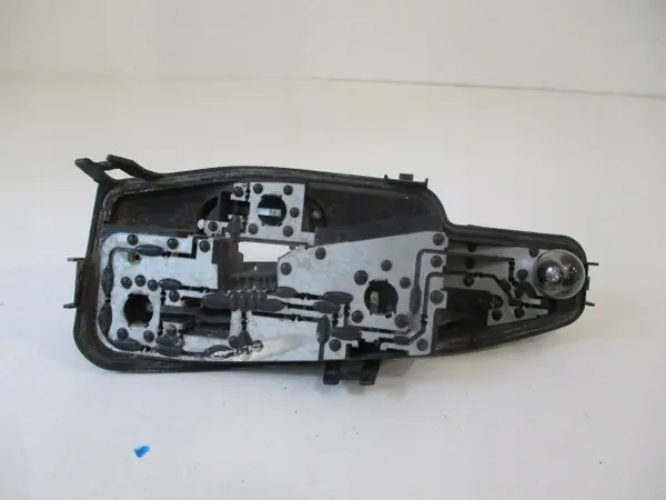 Inserto de lámpara trasera izquierda Peugeot 308 image 4