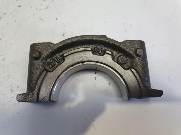 Suporte de eixo de transmissão Mercedes CLA C117 1.6 CGI 27002 image 5