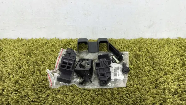 Soporte Maletero Trasero Izquierdo Opel Grandland X OEM Yp00133280 image 2