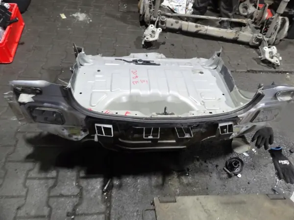 OEM 1675862380 Panel Trasero para Peugeot 208 II image 6