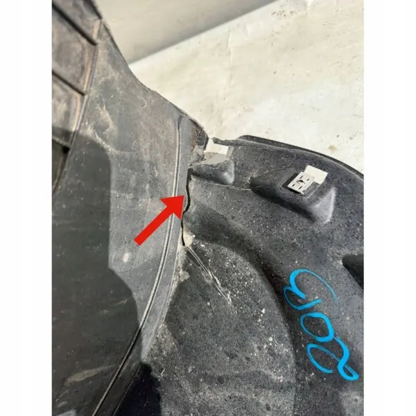 Audi A5 8W6 OEM 8W6821171C Guardabarros Delantero Izquierdo image 6