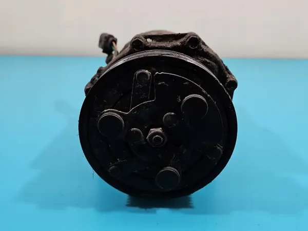 Ilmastointikompressori VW Golf IV image 2