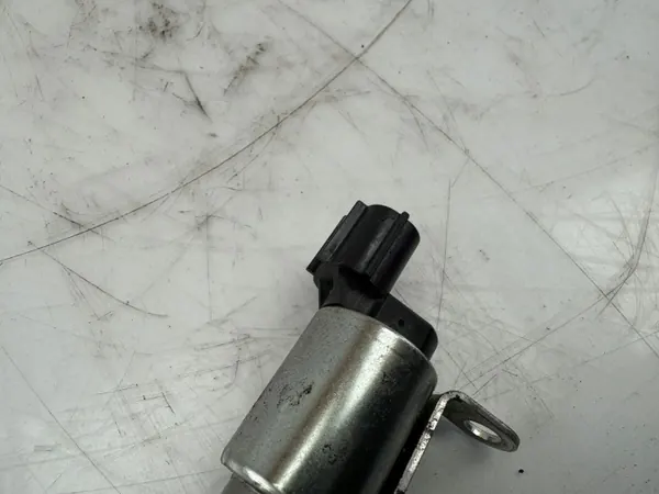 Toyota C-HR Nokkenasregelklep OEM 30T0505010H3 image 6
