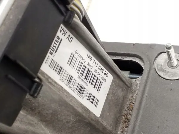 Versnellingspook OEM 1K0711049BG voor VW Golf 5 image 4