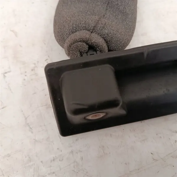 Caméra de recul OEM 3V0827566A pour Skoda Superb III image 3