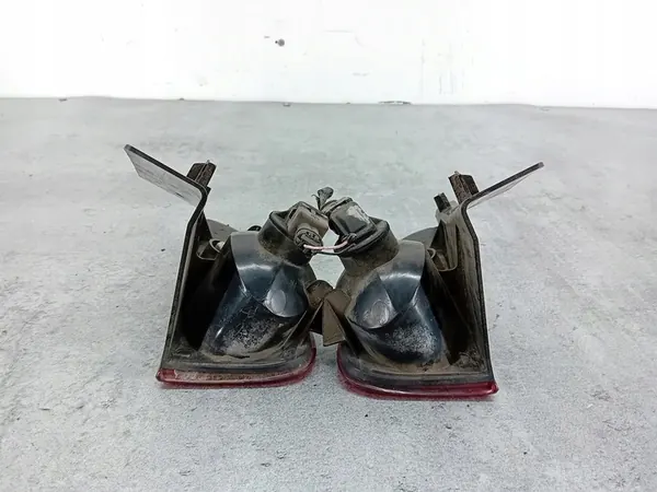 Lámpara trasera izquierda Renault Espace IV image 2