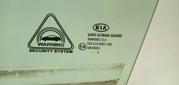 KIA SPORTAGE III Fenêtre Avant Gauche image 2