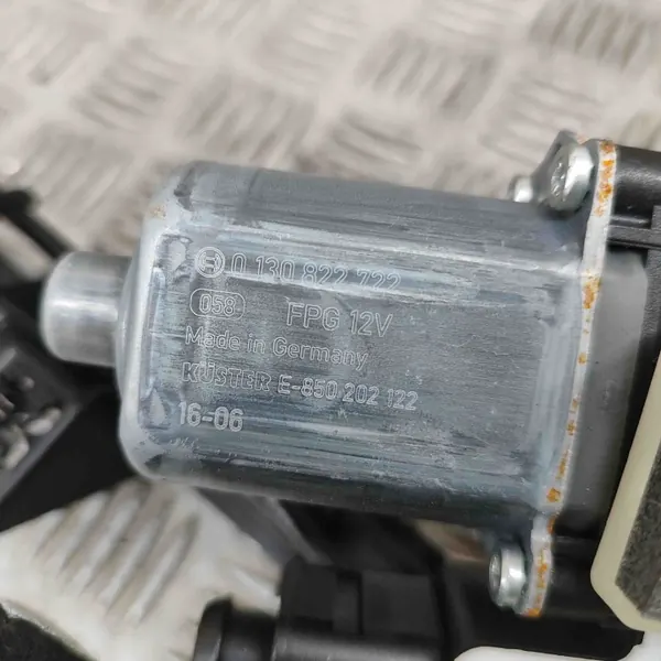 Motor de techo solar OEM 8W9863560 Audi A4 Avant image 5