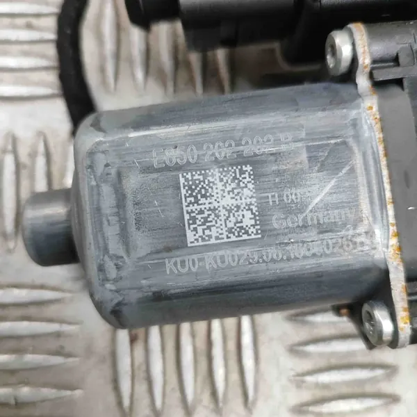 Motor de techo solar OEM 8W9863560 Audi A4 Avant image 6