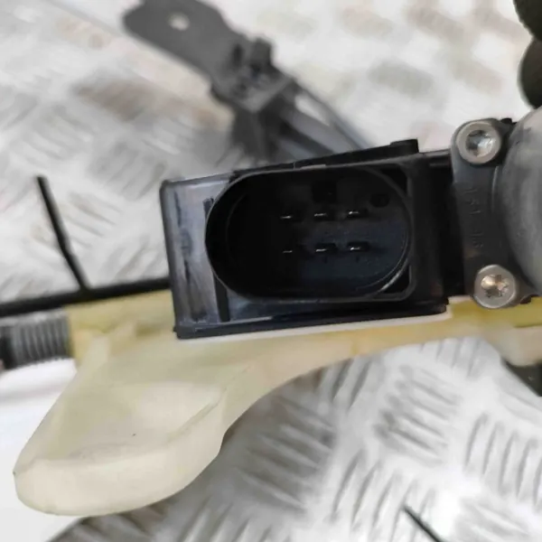 Motor de techo solar OEM 8W9863560 Audi A4 Avant image 9