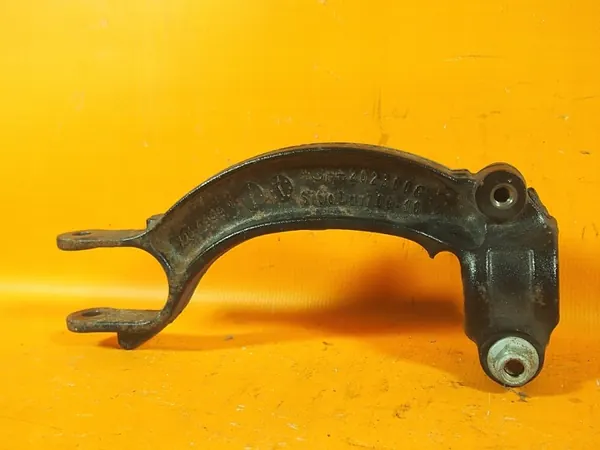 Audi A5 8T Oikea Jousituskiinnike OEM 8k0413038l image 4