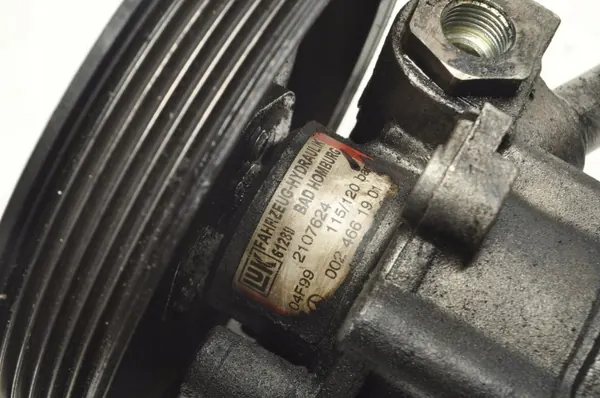 Mercedes W210 servopump OEM 0024661901 image 7