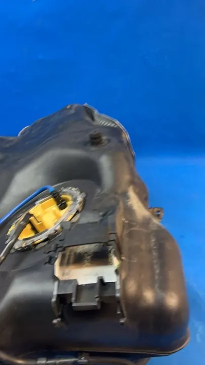 Réservoir + Pompe OEM 3Q0201055 BM pour VW Passat B8 image 10